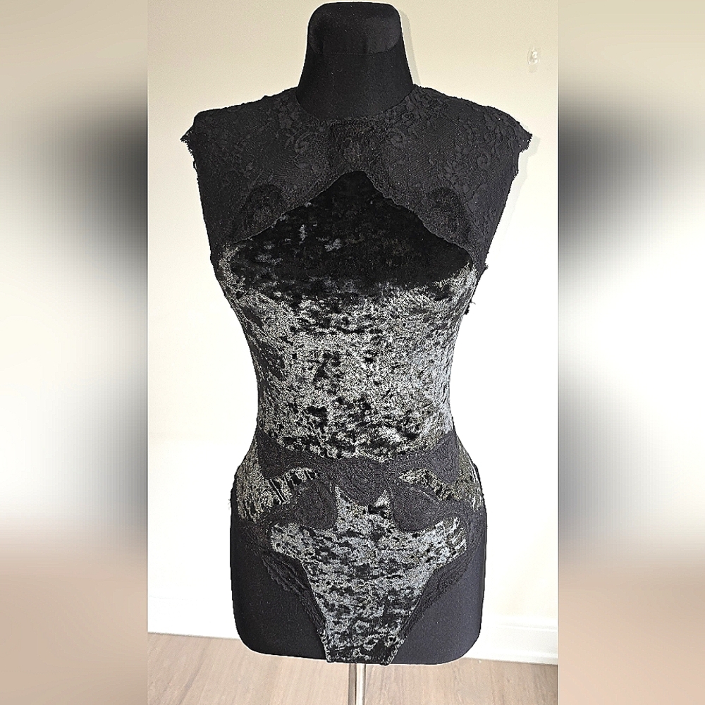 NWT Victoria's Secret Black Velvet Lace Trim Bodysuit XS